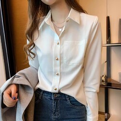 Elegantes modisches Damen Langarmshirt im klassischen reinweißen Stil