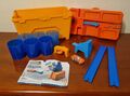 Hot Wheels Track Builder System Laufbox Auto enthalten