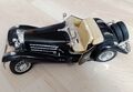 „Mercedes Benz“ Cabrio Sammler-Kinderauto, antik, Italien.