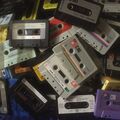 Paket mit 100 x MCs - Tapes - Kassetten - ohne Cover - Deko - Basteln - Vintage