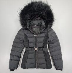 GUESS Damen Jacke schwarz XS Daunenfüllung Fell Kapuze durchgehender Reißverschluss Gürtel