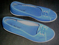 Blaue Stoff-Ballerinas mit weißem Keilabsatz Gr. 38