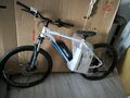 FISCHER MONTIS EM 1922 E-Bike weiß 27.5 Zoll RH 48 cm 418 Wh E-MTB Mountainbike