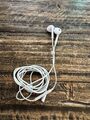 Apple EarPods Ohrhörer mit Lightning Connector - Weiß (MMTN2ZM/A)