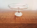 Elegante Vintage Glas Schüssel Schale mit Fuß 80er Obstschale Blattmotiv 18 cm