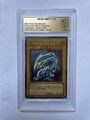 Yu-Gi-Oh! Blue-Eyes White Dragon - NM - SDK-E001 - 1st Edition 