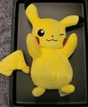 Pokemon Pikachu Plüsch 20cm Kuscheltier Stofftier Pokémon