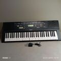 Keyboard Yamaha EZ-220 (Gebraucht aber top Zustand, perfekt für Anfänger)