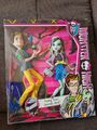 Monster High Picnic Casket Frankie Stein & Jackson Jekyll Doll 2-Pack