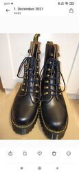 Dr. Martens "Leona" Boots Damen Gr. 41, UK 7 , Echtleder Plateau, NEU m. Karton