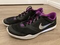 NIKE Studio Trainer 2 Damen Sneaker Sport Schuhe Gr. 41 schwarz lila weiß SB2468