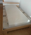 Bett mit Matratze und Lattenrost 200 x 140