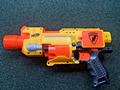 Nerf N-Strike Elite Stryfe, batteriebetrieben ohne Munition