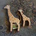 Holztiger Giraffe Mutter und Baby