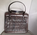 schicke Handtasche in braun mit Klickverschluss 27,5 x22 x 6,5cm kurze Henkel