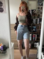 Knielange Jeansshorts - Gr.40