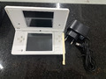 Nintendo DSi Weiß Handheld-Spielkonsole  7 Spiele Tasche