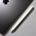 Apple Pencil Pro für 2024 iPads / Beschreibung lesen / A2538 / Weiß / Händler