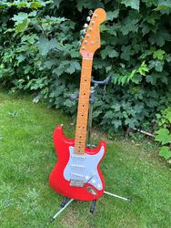 Squier Classic Vibe Stratocaster Classic Fiesta Red-Very Clean Condition