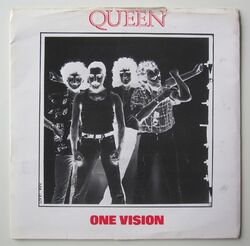 Queen - One Vision - UK 7" Vinyl Single 1985 EMI Schallplatte + rote Innenhülle