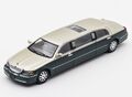 LINCOLN Town Car - Stretch Limousine  - silber / green - GCD 1:64