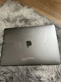 Apple MacBook Pro 13 Zoll (256GB SSD, Intel Core i5 8. Gen, 3,80GHz, 8GB, Touch