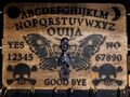  Ouija Board Schlüsselanhänger Holz mit Harzdetail Gothic Punk 