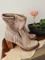 Weiche Echtleder-Stiefeletten Stiefel Gr.37 beige schattiert gelocht ausgefallen