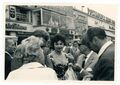 Berlin Internat. Filmfestspiele 1958 Straßenszene Schauspielerin Vintage