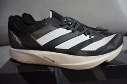 Adidas Laufen Adizero Takumi Sen 8 Schuhe IN Grau und Weiß