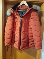 Rote Winterjacke Gefüttert    