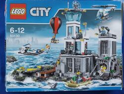 LEGO Polizeiquartier auf der Gefängnisinsel - 60130 City (60130) Mit OVP 