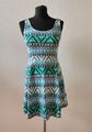 Schönes Minikleid Skater Dress Jersey Kleid H&M Divided Gr. 38 türkis gemustert