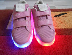 Geox Sport Kinder Mädchen Halb Schuhe Sneaker EU 33 rosa Super Zustand LED Marke