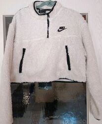 Nike-Teddyshirt Gr. M