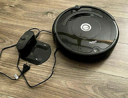 NEU AKKU / iRobot Roomba 671 WLAN Saugroboter 3-stufiges Reinigungssystem App