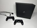 Sony PlayStation 4 Pro 1TB Spielekonsole (CUH-7116B) Schwarz mit 2 Controller