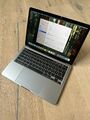 Apple MacBook Pro 13,3 M1 - 16GB RAM  2TB SSD Harddrive - 8C CPU&GPU A2338