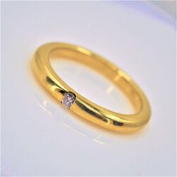 EXKLUSIVER BRILLANTRING IN 585/-GELBGOLD BRILLANT ca. 0,04ct H/VSI RW:54