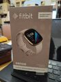 Fitbit Sense Aktivitäts-Tracker - Mondweiß/Edelstahl Softgold