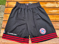 Shorts Adidas Gr. S Schwarz mit Rot FC Bayern Edition