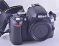 Nikon D D60 10.2MP Digitalkamera - Schwarz (Nur Gehäuse)