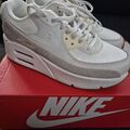 Original Nike Air Max 90 LV8  Gr. 39weiß/ grau limitierte Auflage/ Neu VKP 159 €