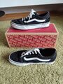 Vans Low Canvas Schwarz, Gr. 5.5, Neu