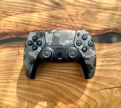 Sony PS5 DualSense Wireless-Controller - Grey Camouflage - NEUZUSTAND