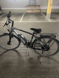 Elektro Fahrrad mit Defekter Batterie