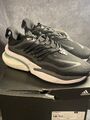 adidas alphaboost v1 44,2/3 Schwarz Neu