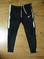 Nike Jogginghose Trainingshose Gr. M,  Herren Fitness Sporthose mit Taschen