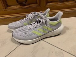 Adidas Pureboost 22 Gr. 43 1/3 US 9,5