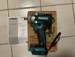 Makita Akku-Schlagschrauber 18 V TW300DZ nur Gerät, OVP, Original